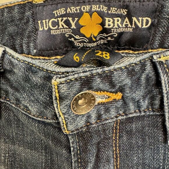 Women’s Lucky Brand Jeans - 6/28 - Picture 2 of 3